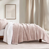 SISXSO Luxury Velvet Quilt Set King Size Bedding Sets, Ultra Soft Velvet Comforter Set, Lightweight Channel Box Stitch Oversized Bedspread Coverlet for All Season, with 2 Shams, Beige