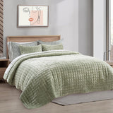 SISXSO Luxury Velvet Quilt Set King Size Bedding Sets, Ultra Soft Velvet Comforter Set, Lightweight Channel Box Stitch Oversized Bedspread Coverlet for All Season, with 2 Shams, Beige