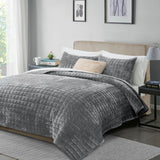 SISXSO Luxury Velvet Quilt Set King Size Bedding Sets, Ultra Soft Velvet Comforter Set, Lightweight Channel Box Stitch Oversized Bedspread Coverlet for All Season, with 2 Shams, Beige
