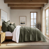 SISXSO Luxury Velvet Quilt Set King Size Bedding Sets, Ultra Soft Velvet Comforter Set, Lightweight Channel Box Stitch Oversized Bedspread Coverlet for All Season, with 2 Shams, Beige