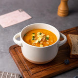 Tigelas de sopa de 24 onças com alças e tampas grandes, conjunto de 2 tigelas de cerâmica para sopa, cereal, ensopado, macarrão, tigelas de cerâmica coloridas para cozinha, adequadas para micro-ondas e lava-louças, cinza e bege 